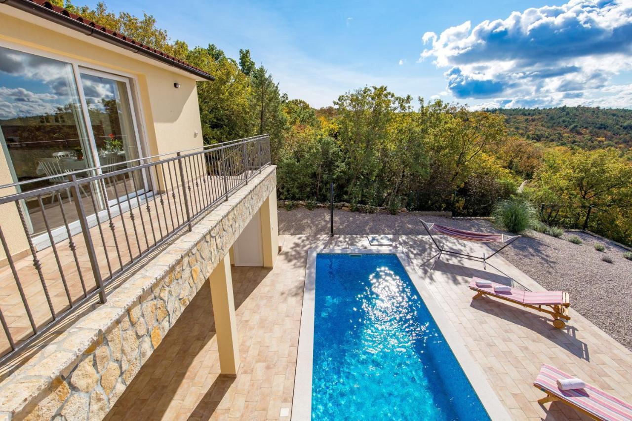 Villa Valente With Pool Labin  Exterior foto